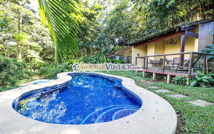 Condo con piscina y áreas verdes en Brasil de Mora Santa Ana