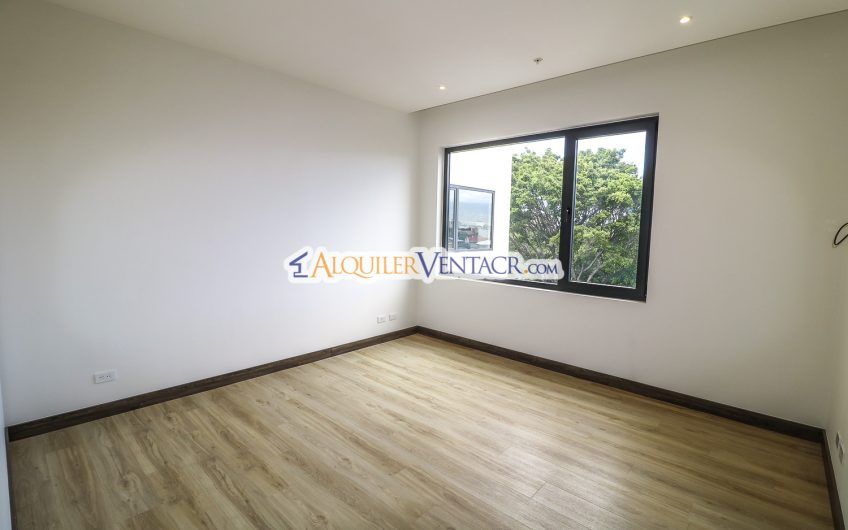 Lujoso apartamento de 247 m2 con vista en San Rafael Escazú