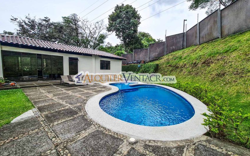 Condo Loft amueblado con piscina en Guachipelín Escazú