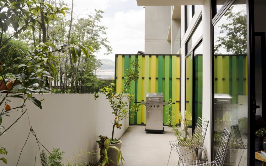 Lujoso apartamento con terraza en Arborea Flats Santa Ana