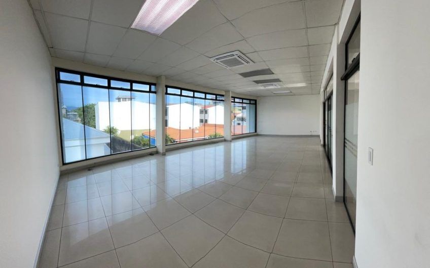 Edificio de 520 m2 para oficinas sobre Boulevard Dent San Pedro