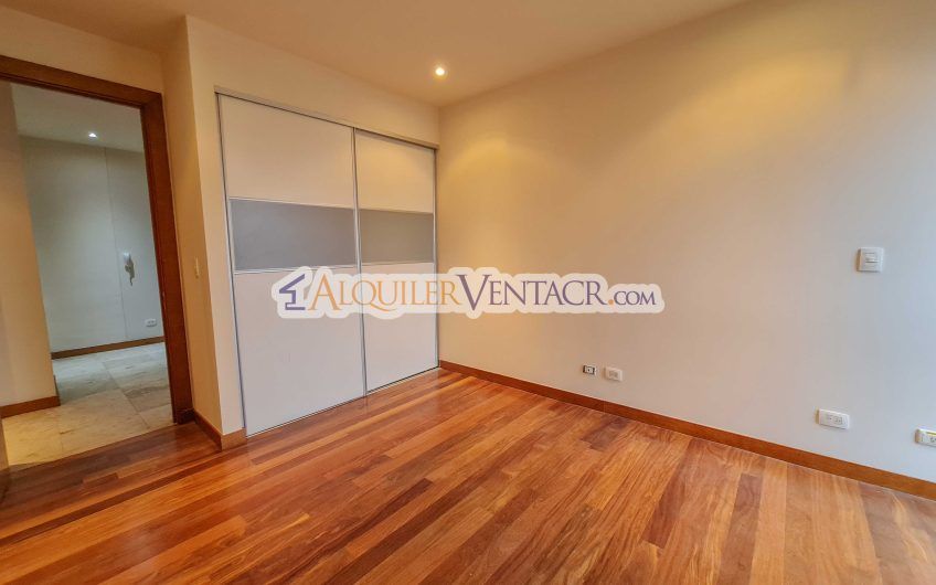 Metropolitan Tower Sabana! Lujoso apartamento con vista