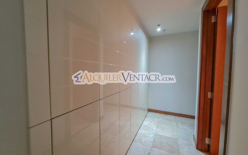 Metropolitan Tower Sabana! Lujoso apartamento con vista