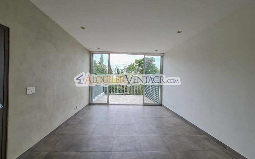 The Ivy Guachipelín Escazú! Condo de Un Nivel con terrazas y vista