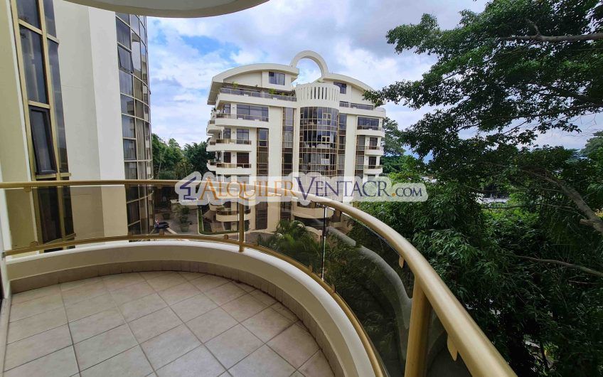 Apartamento amueblado de 224 m2 de 3 habit.+ oficina y vista en San Rafael Escazú