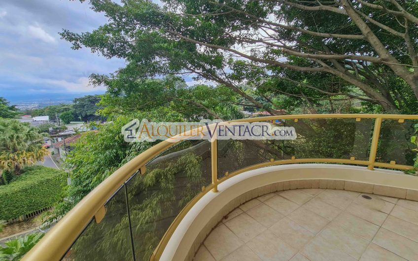 Apartamento amueblado de 224 m2 de 3 habit.+ oficina y vista en San Rafael Escazú