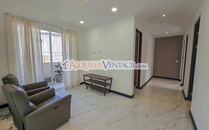 Para Estrenar! Casa de 305 m2 con 546 m2 de lote en Guachipelín Escazú