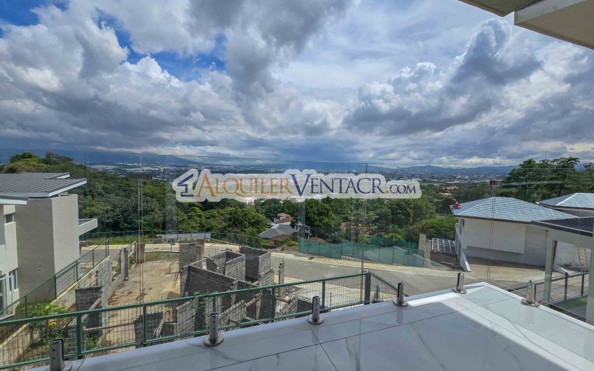 Para Estrenar! Casa de 305 m2 con 546 m2 de lote en Guachipelín Escazú