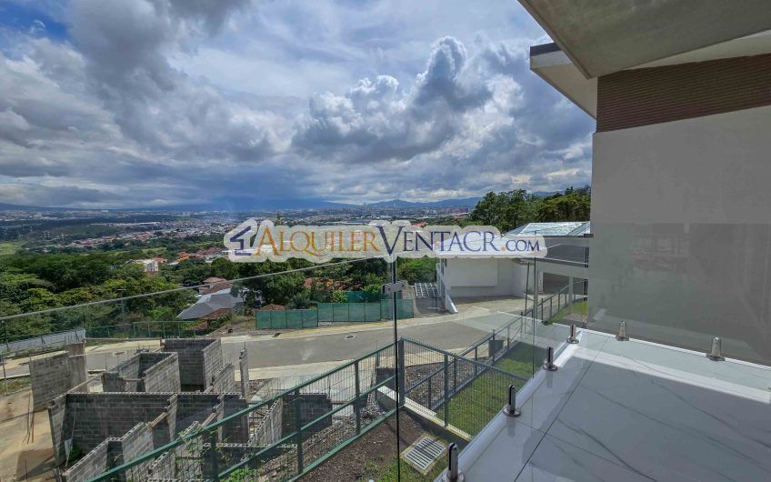 Para Estrenar! Casa de 305 m2 con 546 m2 de lote en Guachipelín Escazú