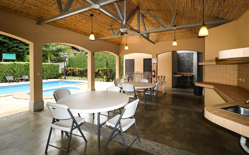 Condo de 4 habitaciones en Brasil de Mora Santa Ana