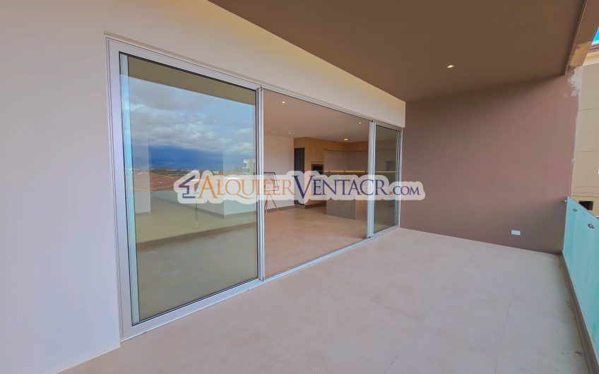 Para estrenar! Lujosos apartamentos con vistas en Guachipelín Escazú
