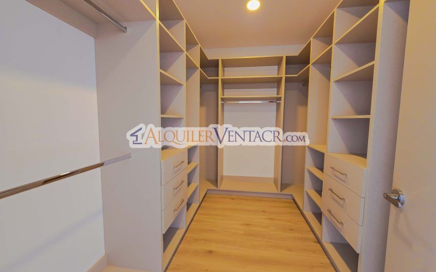 Para estrenar! Lujosos apartamentos con vistas en Guachipelín Escazú