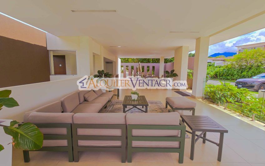 Para estrenar! Lujosos apartamentos con vistas en Guachipelín Escazú