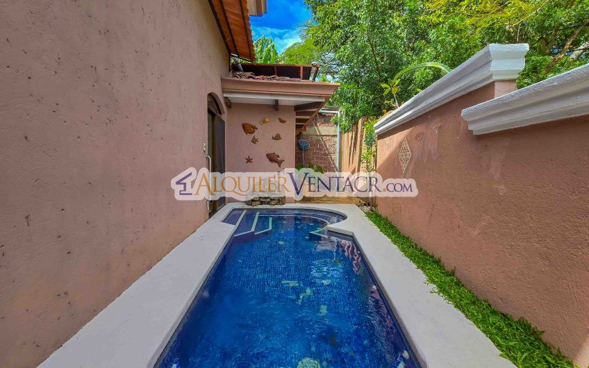 Condo de Un Nivel con Piscina Propia en Guachipelín Escazú