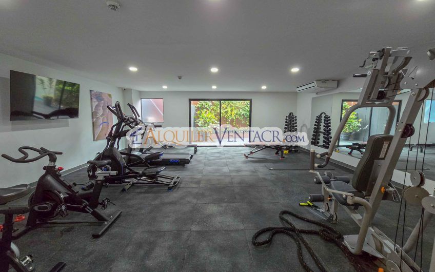 Para estrenar! Lujoso Penthouse con vistas en Escazú Centro