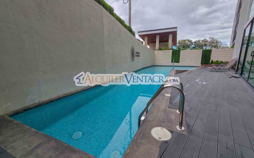 Para estrenar! Lujoso Penthouse con vistas en Escazú Centro