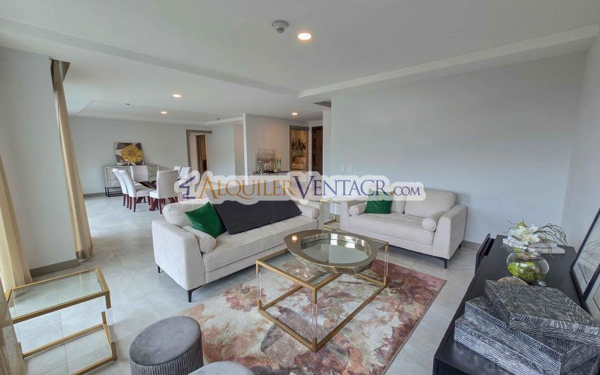 Para estrenar! Lujoso apartamento con vista en Escazú Centro