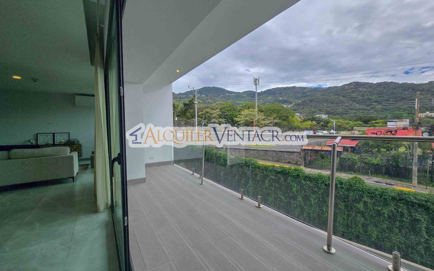 Para estrenar! Lujoso apartamento con vista en Escazú Centro