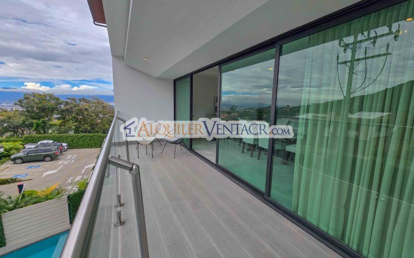 Para estrenar! Lujoso apartamento con vista en Escazú Centro