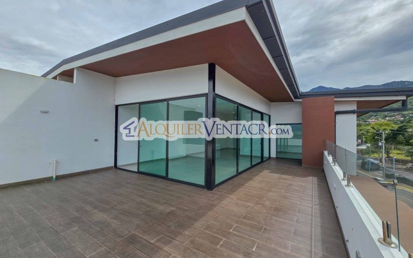 Para estrenar! Lujoso Penthouse con vistas en Escazú Centro