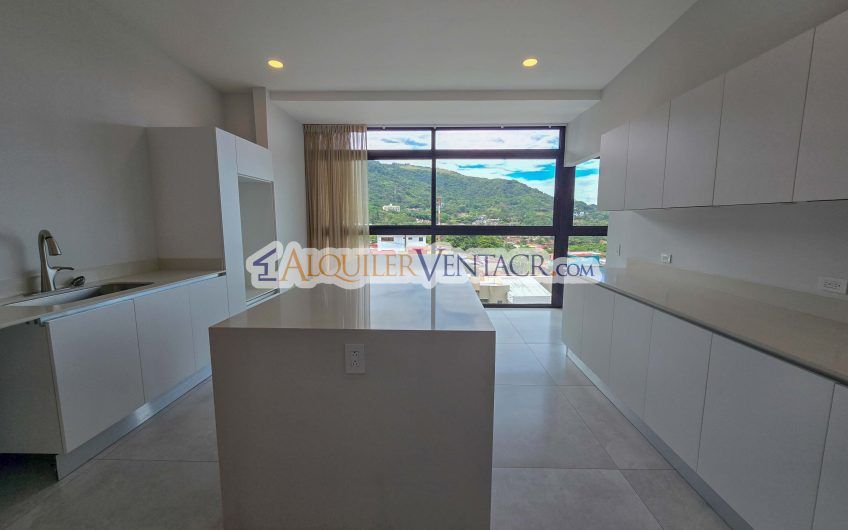 Para estrenar! Lujoso Penthouse con vistas en Escazú Centro