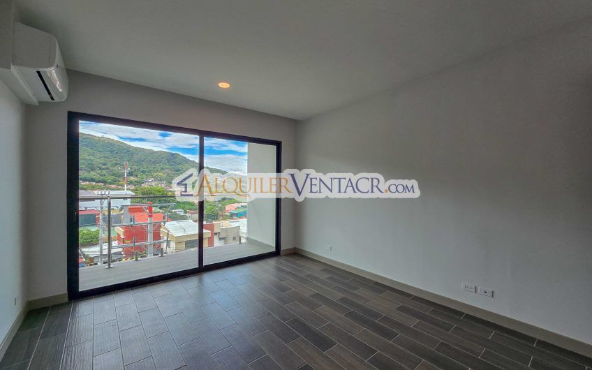 Para estrenar! Lujoso Penthouse con vistas en Escazú Centro