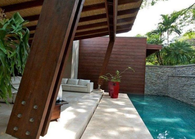 Lujosa casa de Un Nivel con Piscina Propia en Santa Ana