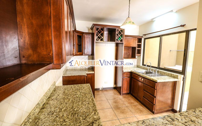 Condo de 4 habitaciones en Brasil de Mora Santa Ana