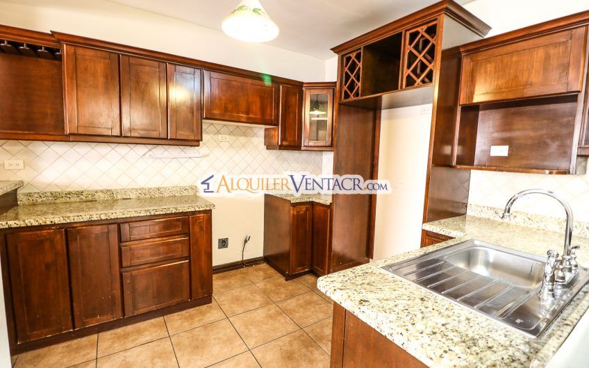Condo de 4 habitaciones en Brasil de Mora Santa Ana