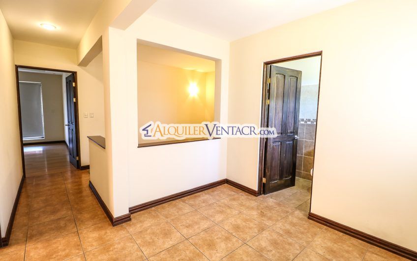 Condo de 4 habitaciones en Brasil de Mora Santa Ana