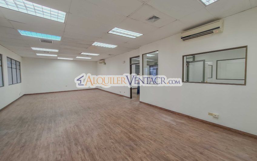 Oficina o Local Comercial de 300 m2 en Sabana Oeste x La Pops y Ucimed