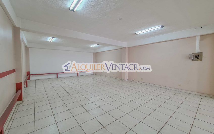 Oficina o Local Comercial de 300 m2 en Sabana Oeste x La Pops y Ucimed