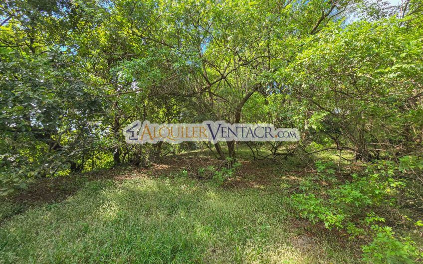 Villa Real Santa Ana! Lote de 1.430 m2 con vista
