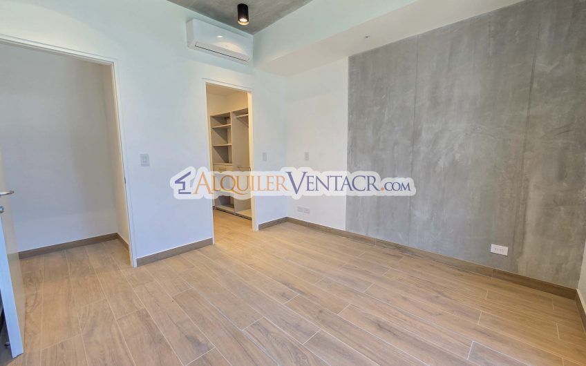 Avenida Escazú para estrenar! Apartamento con línea blanca y balcón