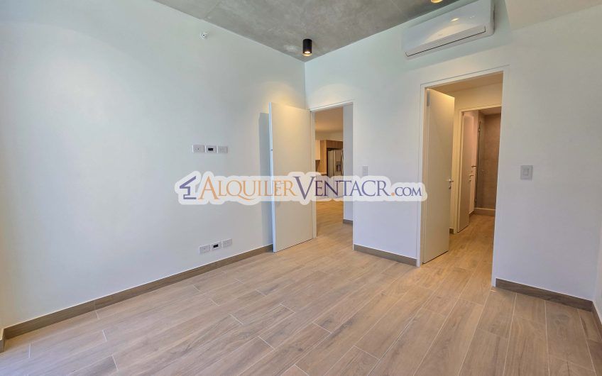 Avenida Escazú para estrenar! Apartamento con línea blanca y balcón