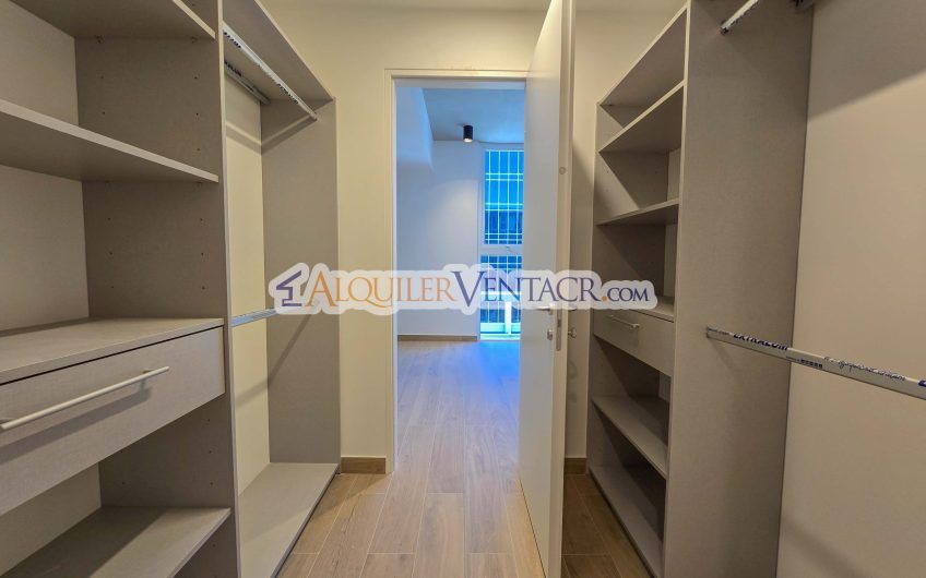 Avenida Escazú para estrenar! Apartamento con línea blanca y balcón
