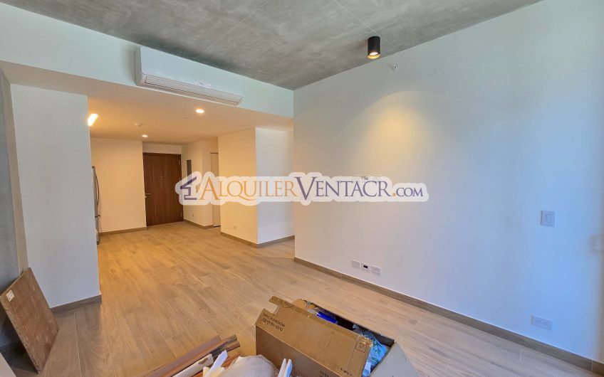 Avenida Escazú para estrenar! Apartamento con línea blanca y balcón
