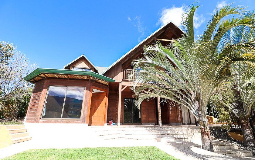 Condo estilo chalet con piscina y vista en Santa Ana Pozos