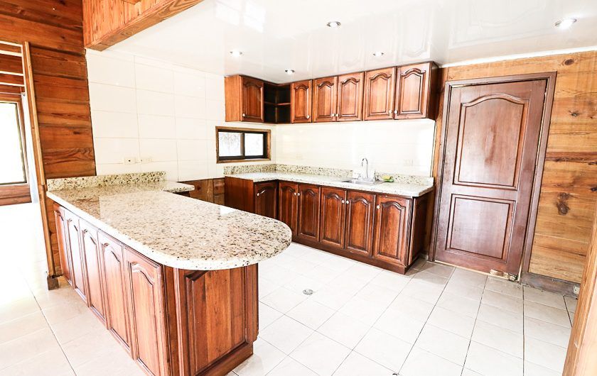 Condo estilo chalet con piscina y vista en Santa Ana Pozos