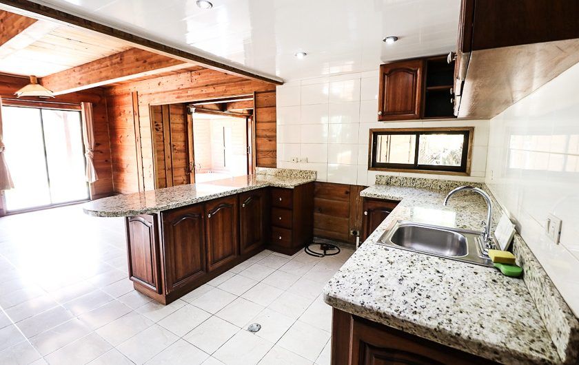 Condo estilo chalet con piscina y vista en Santa Ana Pozos