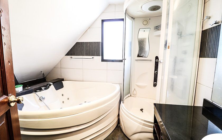 Condo estilo chalet con piscina y vista en Santa Ana Pozos