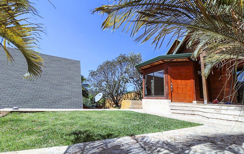Condo estilo chalet con piscina y vista en Santa Ana Pozos