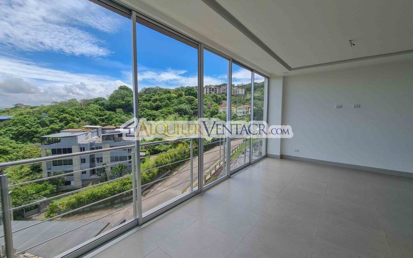Lujoso Penthouse con vista en el Alto Las Palomas Santa Ana