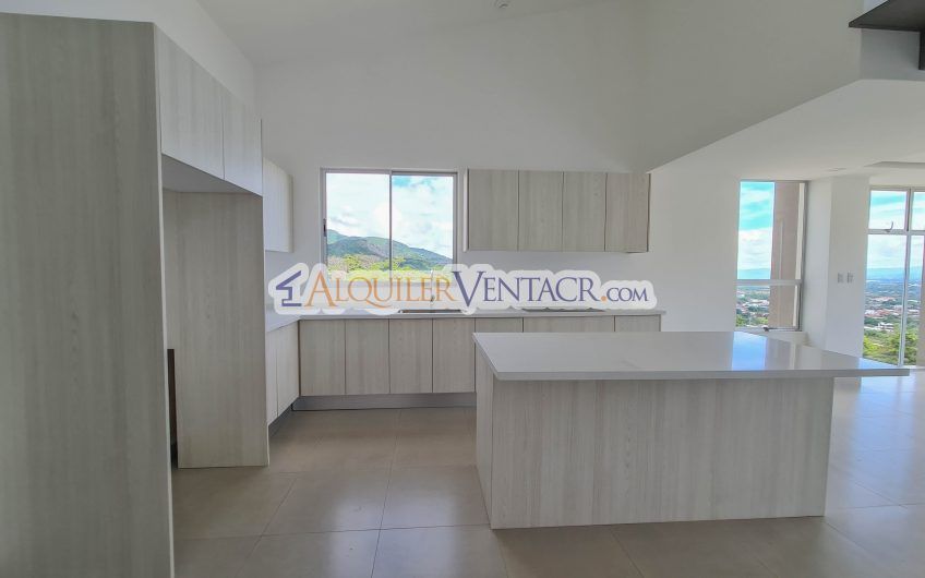 Lujoso Penthouse con vista en el Alto Las Palomas Santa Ana