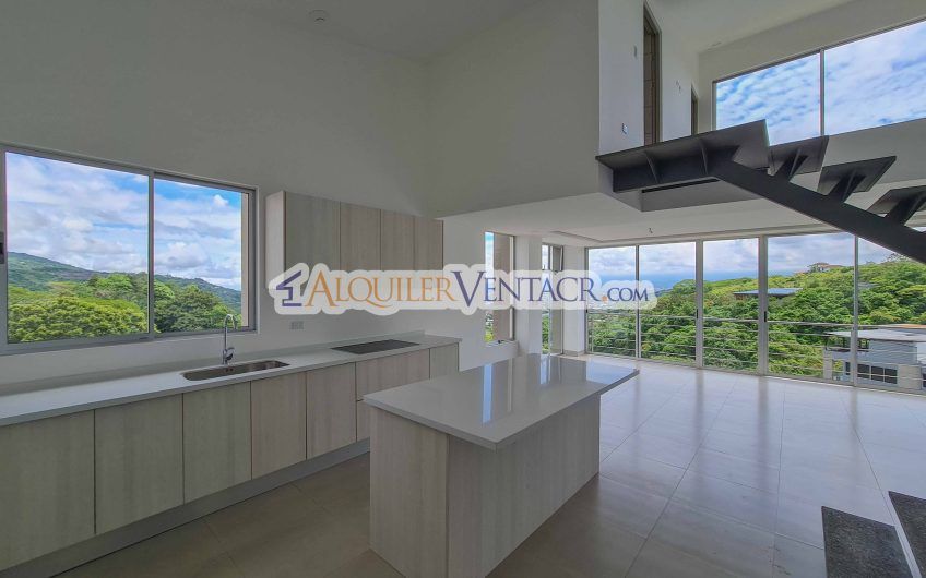 Lujoso Penthouse con vista en el Alto Las Palomas Santa Ana