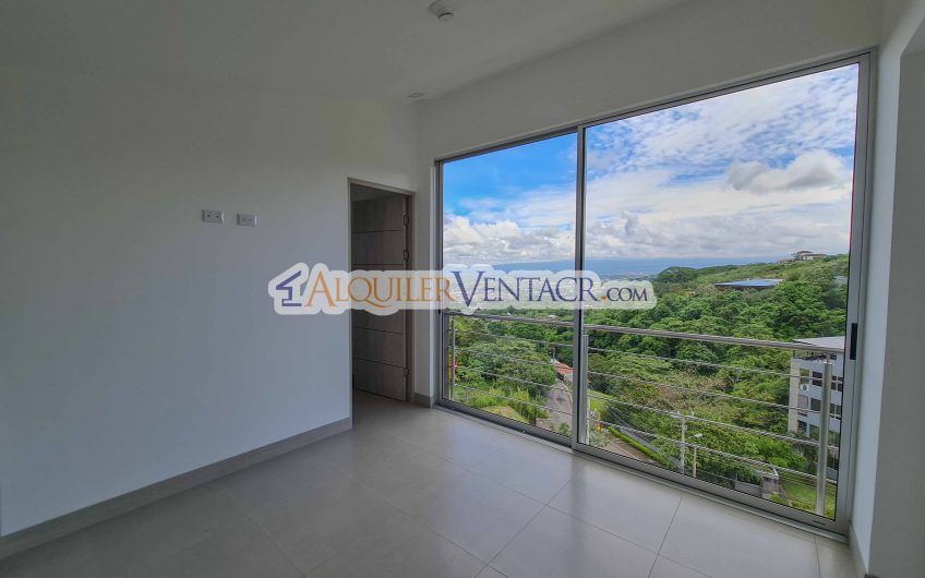 Lujoso Penthouse con vista en el Alto Las Palomas Santa Ana