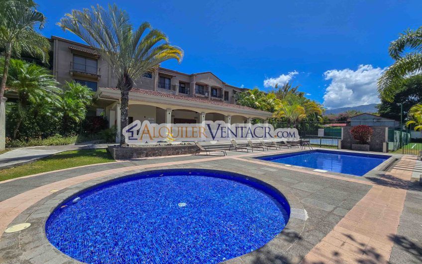 Via Nova Santa Ana Pozos! Penthouse amueblado con vista