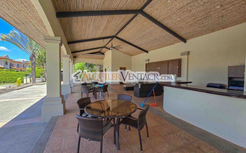 Via Nova Santa Ana Pozos! Penthouse con vista y línea blanca