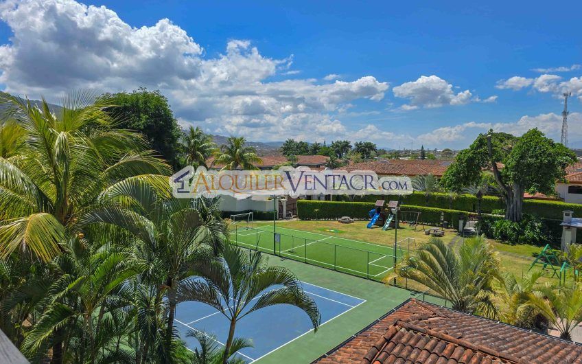Via Nova Santa Ana Pozos! Penthouse con vista y línea blanca