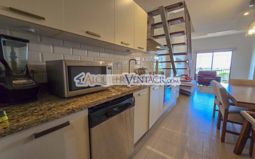 Via Nova Santa Ana Pozos! Penthouse amueblado con vista